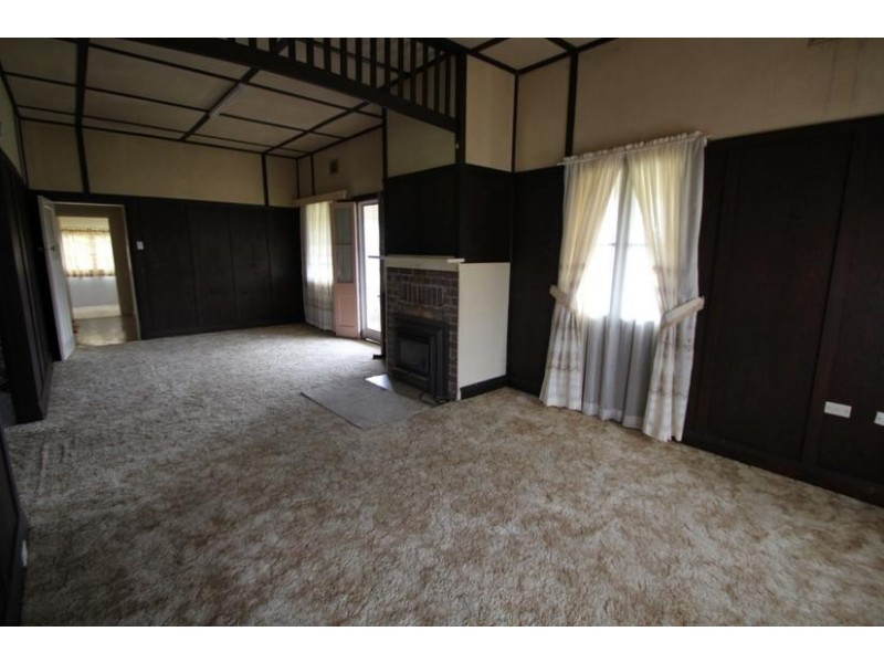 73 Bulwer Street, Tenterfield NSW 2372