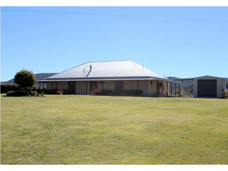 50 Robinson Lane, Tenterfield NSW 2372