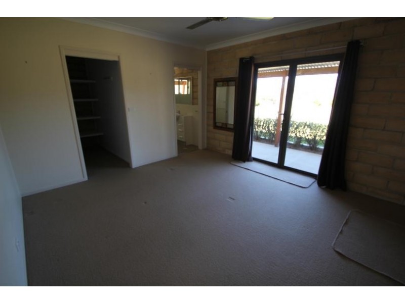 50 Robinson Lane, Tenterfield NSW 2372