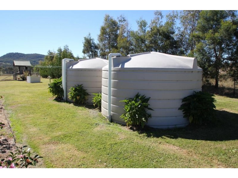 50 Robinson Lane, Tenterfield NSW 2372