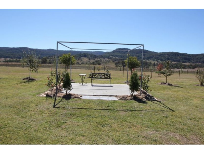 50 Robinson Lane, Tenterfield NSW 2372
