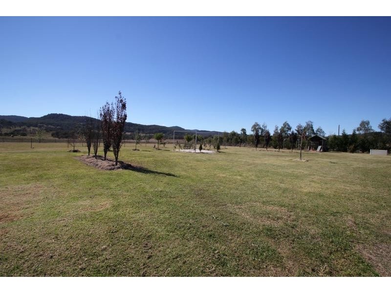 50 Robinson Lane, Tenterfield NSW 2372