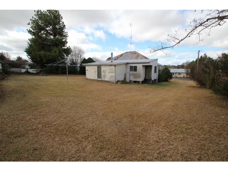 28 Duncan Street, Tenterfield NSW 2372