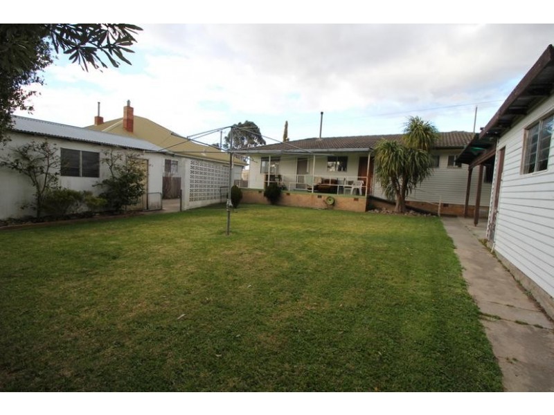 40 Logan Street, Tenterfield NSW 2372