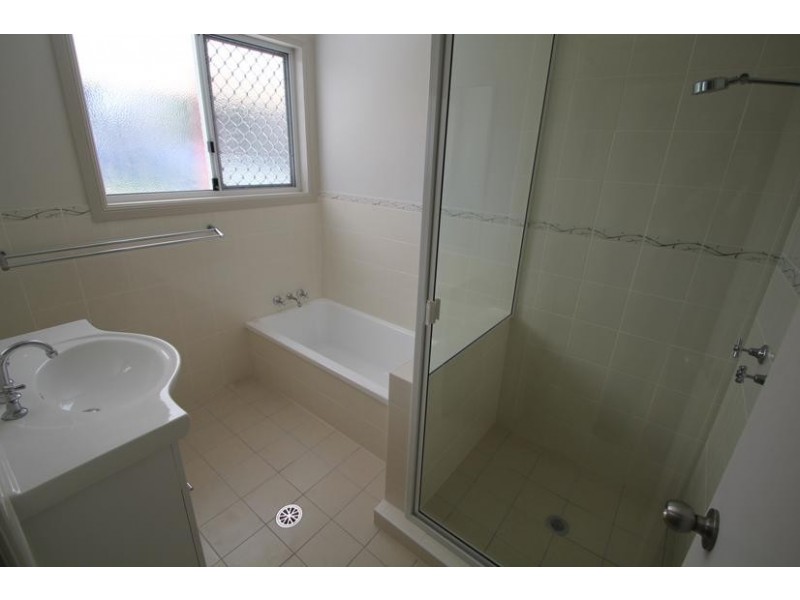 30 Miles Street, Tenterfield NSW 2372