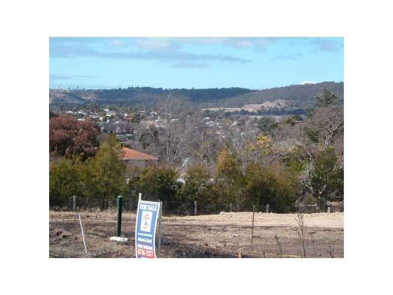 2 Riley Street, Tenterfield NSW 2372