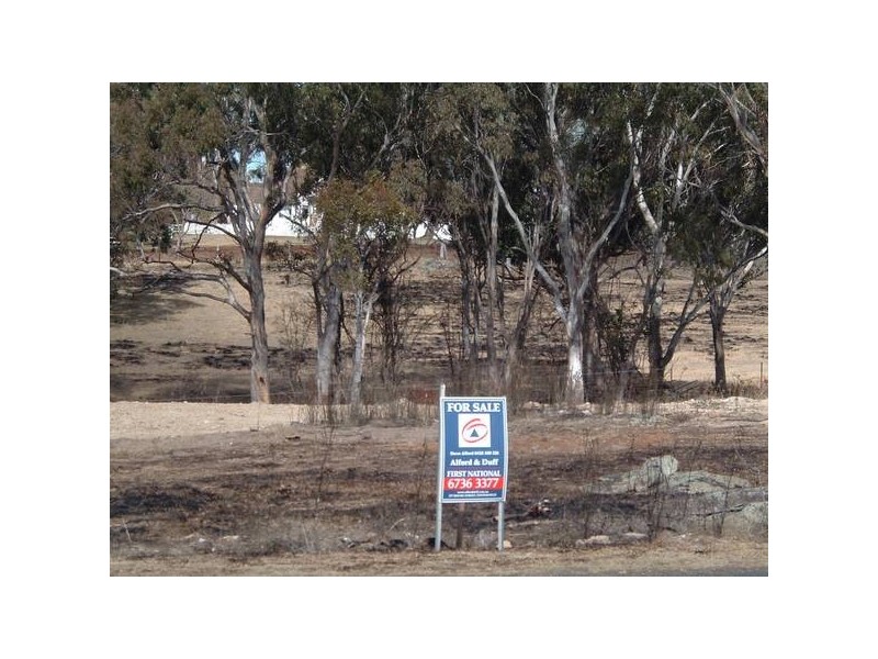 2 Riley Street, Tenterfield NSW 2372