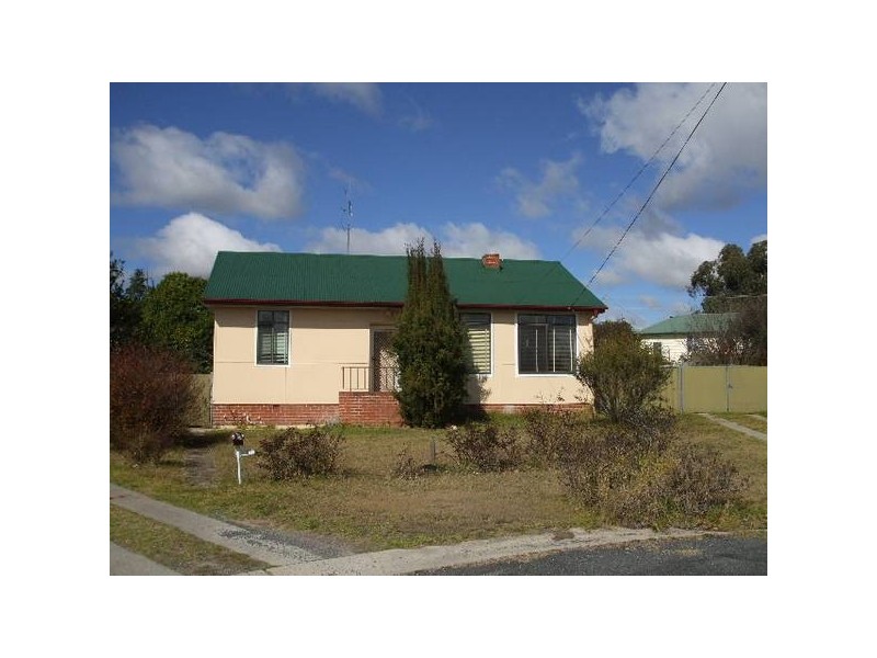 5 Jubilee Street, Tenterfield NSW 2372