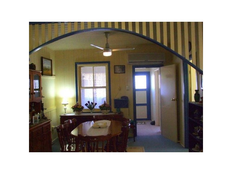 22 Railway Street, Tenterfield NSW 2372