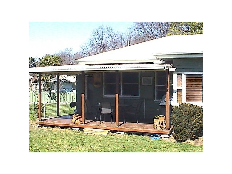 191 Logan Street, Tenterfield NSW 2372