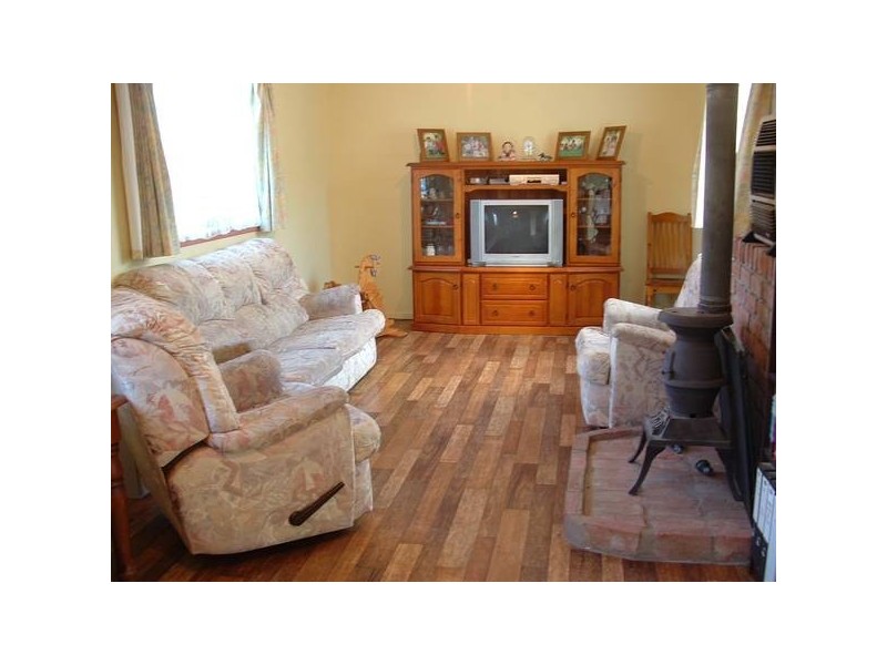 41 Derby Street, Tenterfield NSW 2372