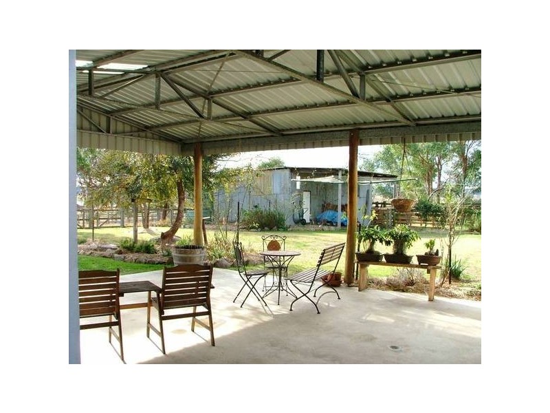2 Old Ballandean Road, Tenterfield NSW 2372