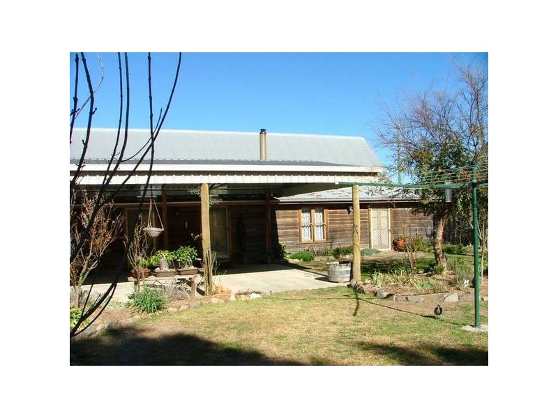 2 Old Ballandean Road, Tenterfield NSW 2372