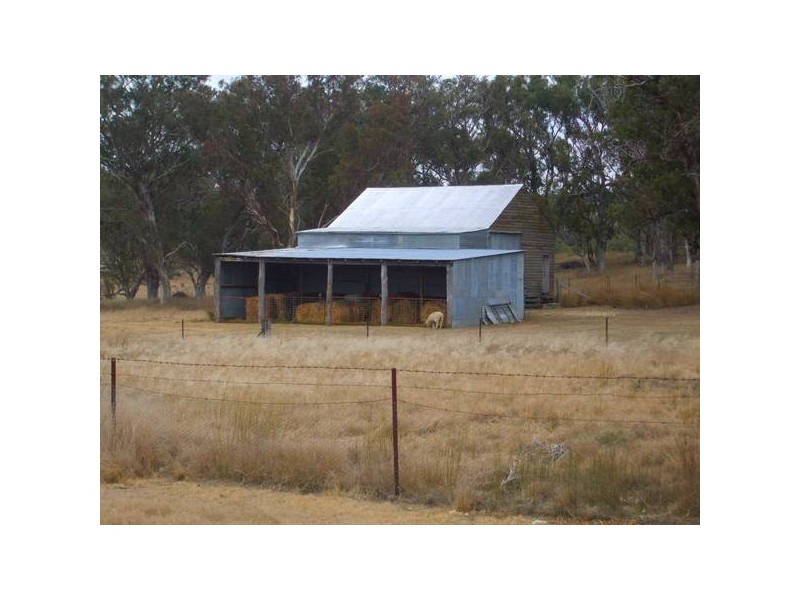 2 Ross Road, Tenterfield NSW 2372