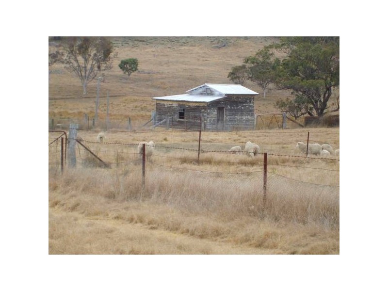 2 Ross Road, Tenterfield NSW 2372