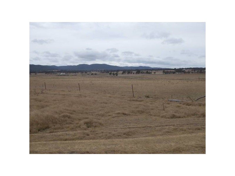 2 Ross Road, Tenterfield NSW 2372