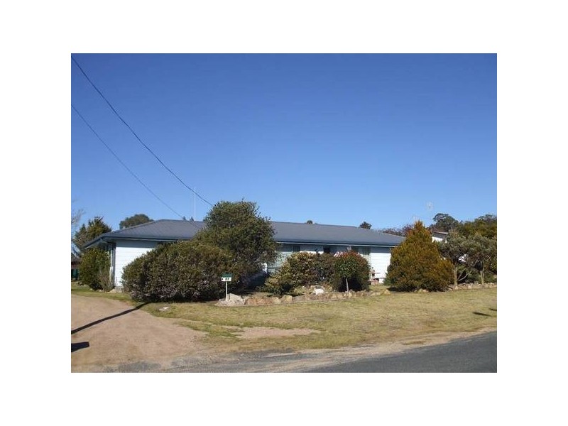 63 Riley Street, Tenterfield NSW 2372