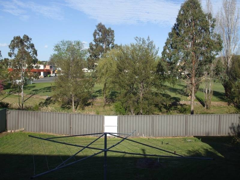 23 Duncan Street, Tenterfield NSW 2372