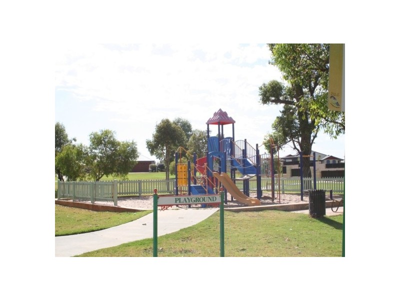 24 Abbeygate Street, Australind WA 6233