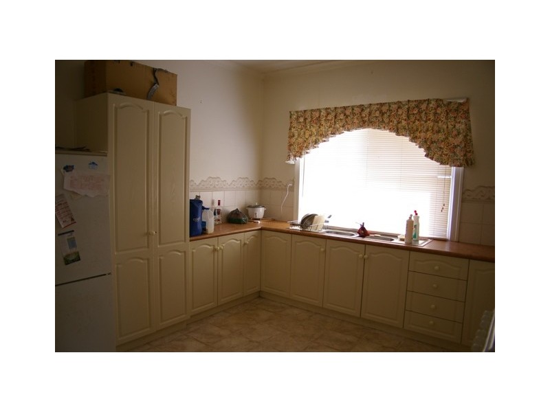 11 Ecclestone Street, Bunbury WA 6230