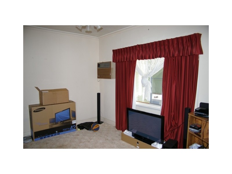 11 Ecclestone Street, Bunbury WA 6230