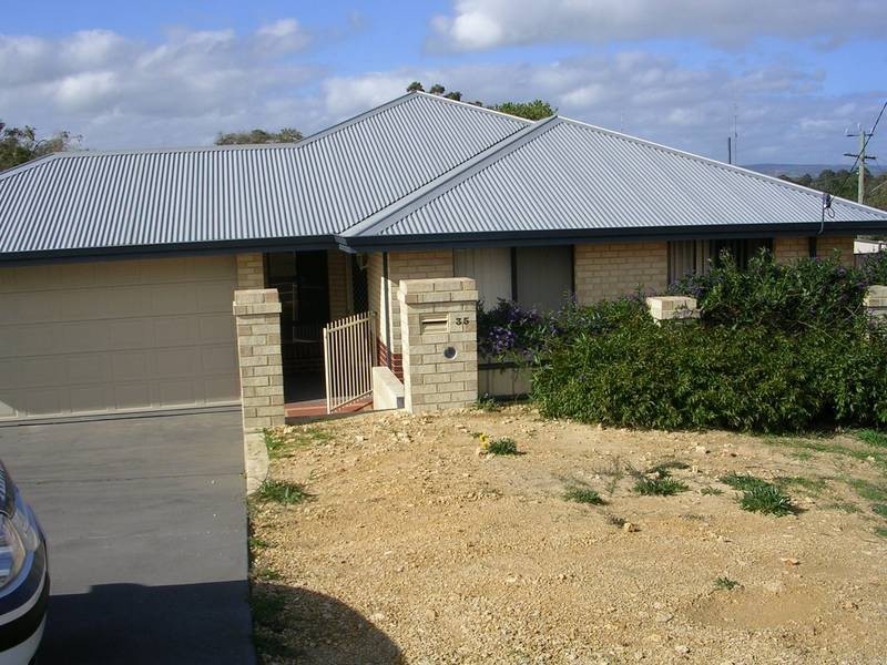 35 Parkfield Way, Australind WA 6233