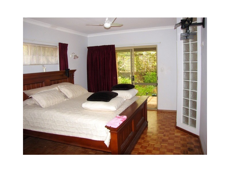 10 Crimp Crescent, Leschenault WA 6233