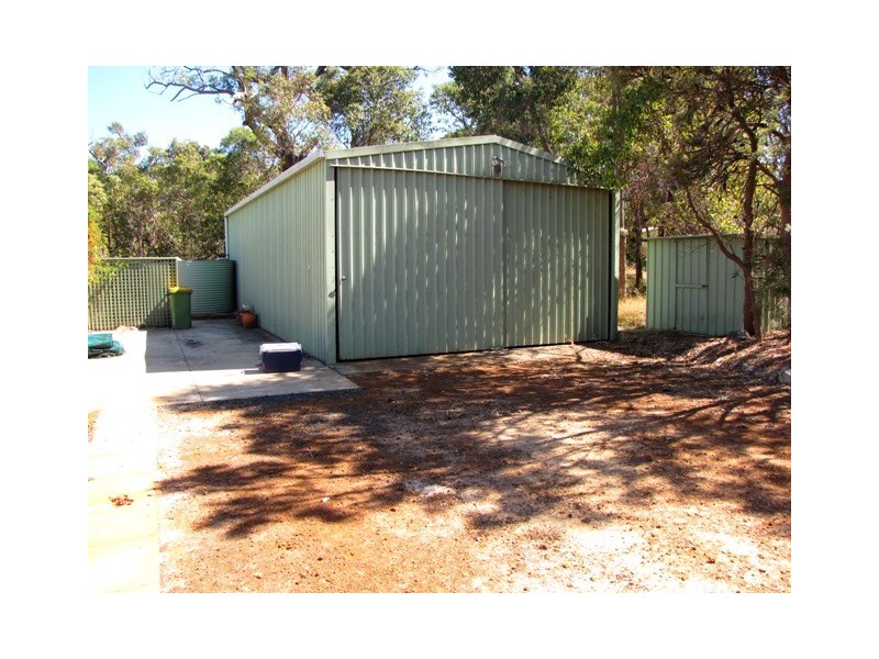 10 Crimp Crescent, Leschenault WA 6233