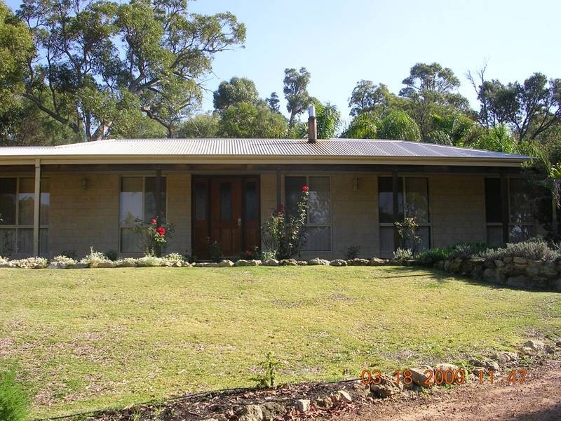 4 Wildflower Way, Leschenault WA 6233