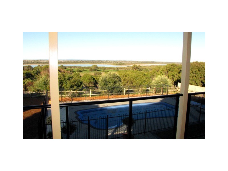 124 Panorama Drive, Preston Beach WA 6215