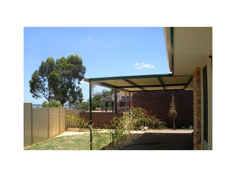 12 Old Coast Road, Australind WA 6233