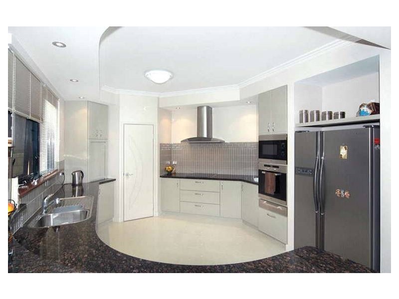 33 Portofino Crescent, Pelican Point WA 6230