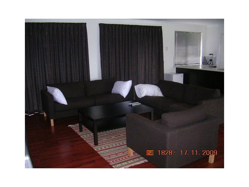 86 Barton Drive, Australind WA 6233