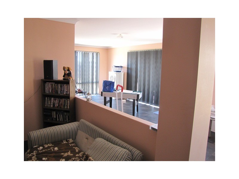 18 Kelston Way, Australind WA 6233