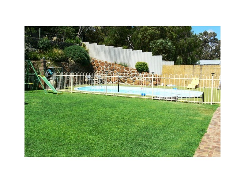 45 Paris Road, Australind WA 6233