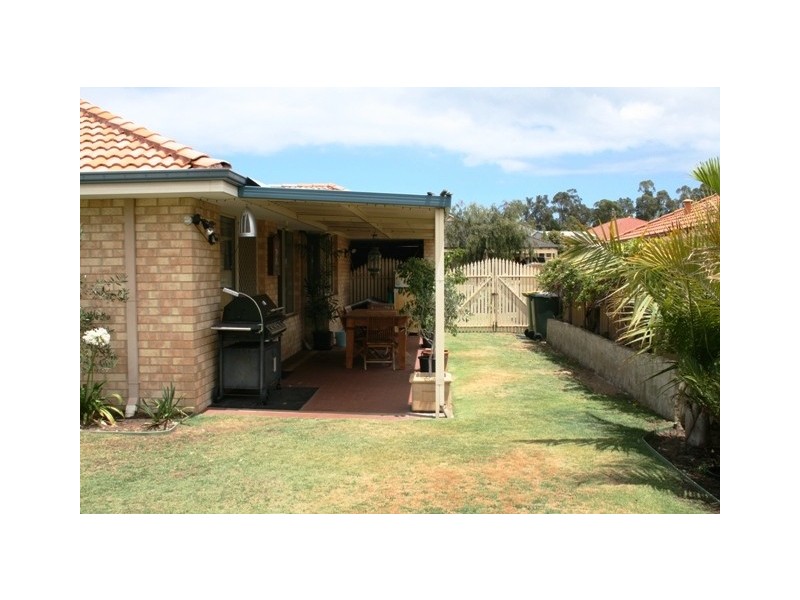 11 Condil Street, Dalyellup WA 6230