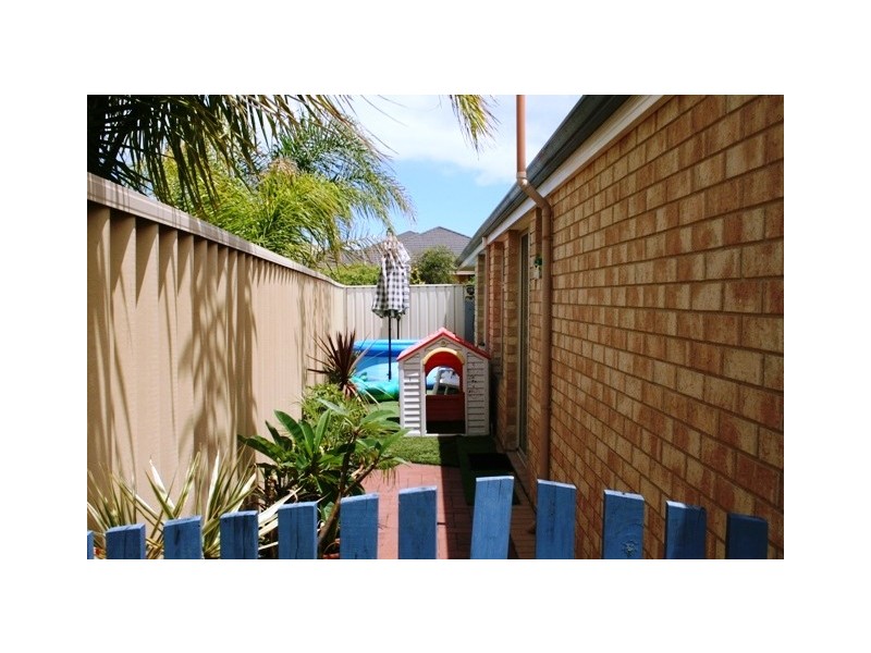 11 Condil Street, Dalyellup WA 6230