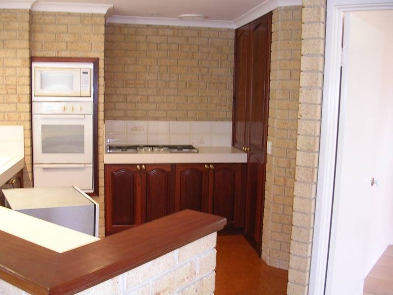 8 Batavia Place, Australind WA 6233
