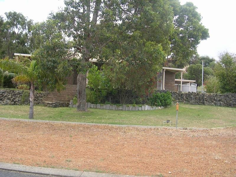 21 Parkfield Way, Australind WA 6233