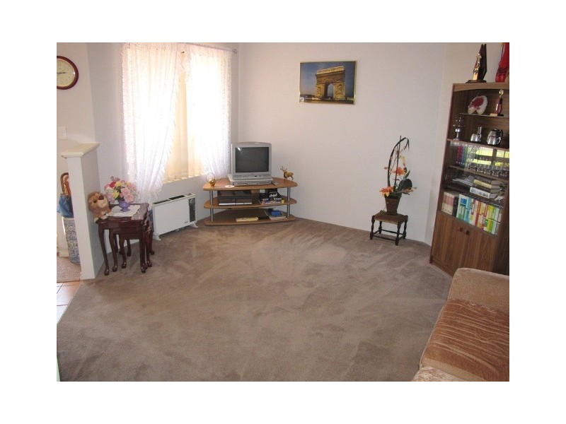 8 Carbine Loop, Millbridge WA 6232