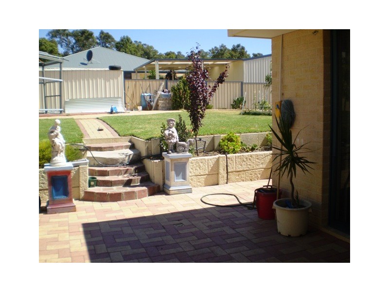 14 Triller Road, Harvey WA 6220