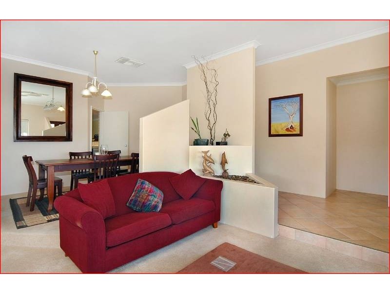 8 Batavia Place, Australind WA 6233