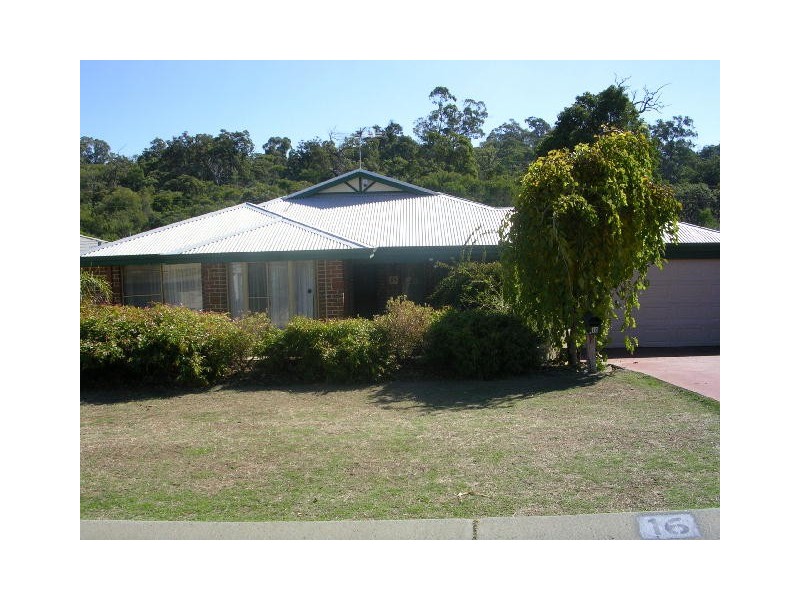 16 Bungarra Street, Australind WA 6233