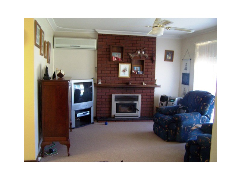 Eaton WA 6232