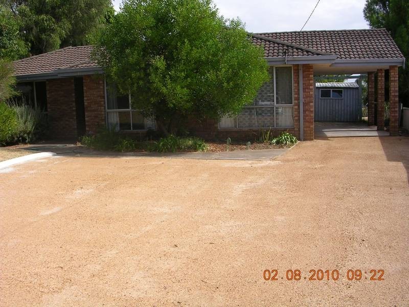 1 Hockins Place, Australind WA 6233