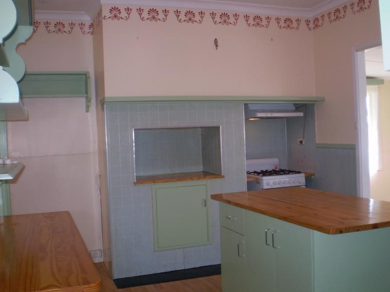 31 Peet Street, Harvey WA 6220