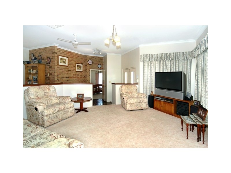 5 Mahogany Place, Eaton WA 6232