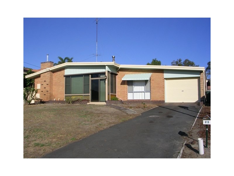 23 Upton Place, Australind WA 6233