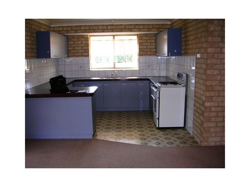 13B Hughlings Place, Australind WA 6233