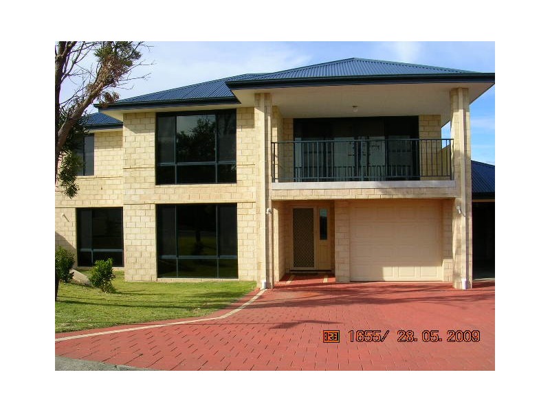 14 Barnes Avenue, Australind WA 6233